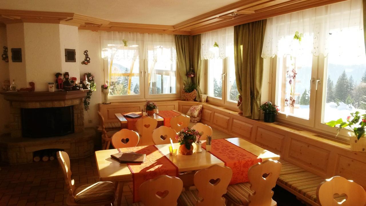 Berggasthof-Pension Todtnauer Hutte Фелдберг Екстериор снимка